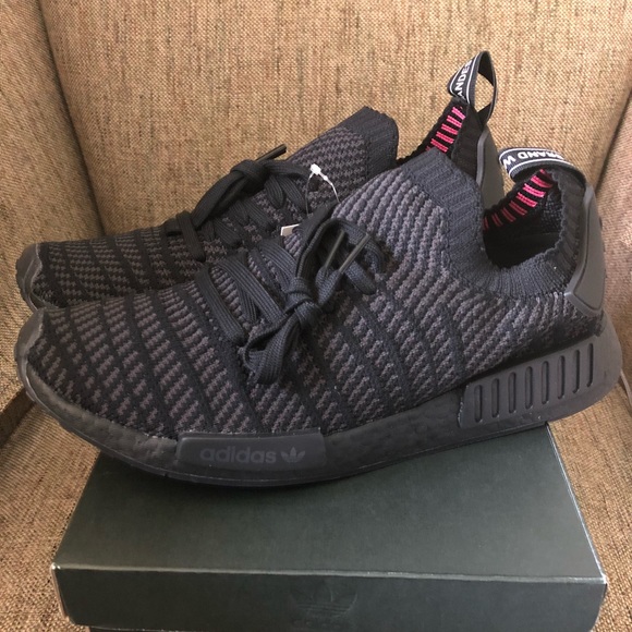 adidas Other - Adidas triple Black STLT